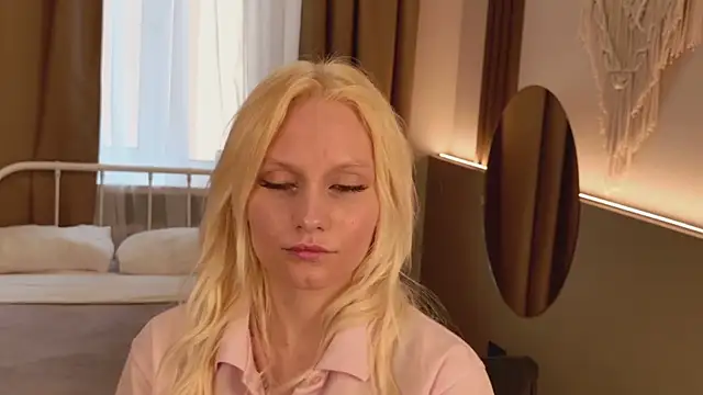 haleybooo online show from June 7, 6:06 am