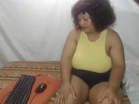 Pettycashx online show from June 13, 12:25 pm