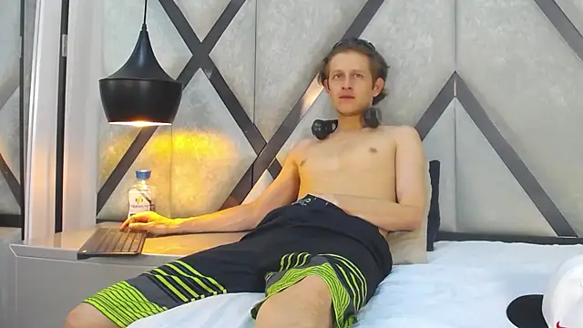 Snapshot of AnthonyStone_ chatting on July 13, 7:38 pm AnthonyStone online show from July 13, 7:38 pm