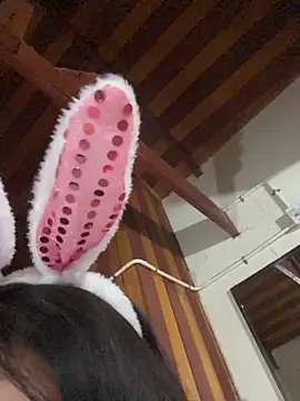 YummyGirl  online show from June 4, 1:33 am