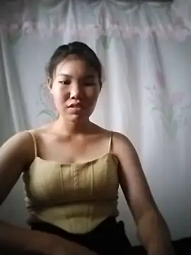 Snapshot of Lysim05 chatting on May 26, 4:19 am Lysim05 online show from May 26, 4:19 am