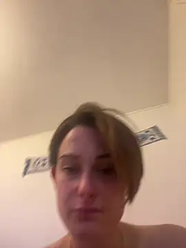 Snapshot of TurnedNibb chatting on June 10, 7:13 pm TurnedNibb online show from June 10, 7:13 pm