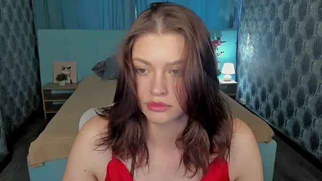 Snapshot of Maya-Mimi chatting on June 26, 8:52 am Maya-Mimi online show from June 26, 8:52 am