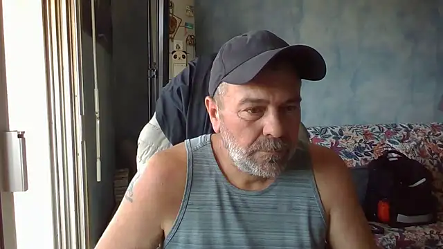 Snapshot of panda_06200 chatting on June 23, 10:46 am panda 06200 online show from June 23, 10:46 am