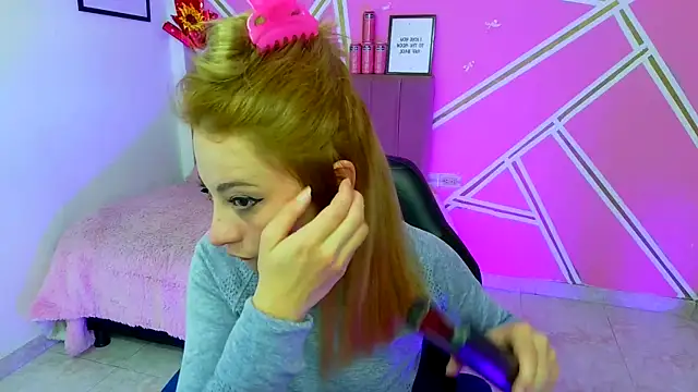 Snapshot of Barbie__sweet chatting on July 7, 12:42 pm Barbie sweet online show from July 7, 12:42 pm