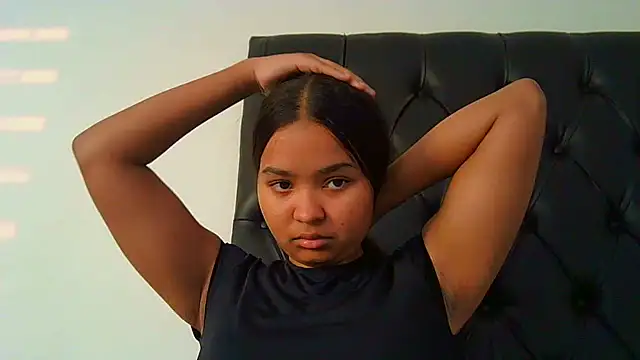 Snapshot of indianaphrodite1 chatting on July 15, 5:02 am indianaphrodite1 online show from July 15, 5:02 am