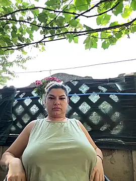 evaxxxcurvyxxx online show from May 27, 6:32 am