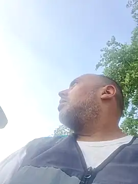 Snapshot of mikey2840 chatting on July 14, 11:54 pm mikey2840 online show from July 14, 11:54 pm