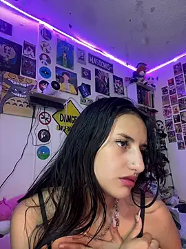angelgirl2006 online show from July 3, 7:09 pm