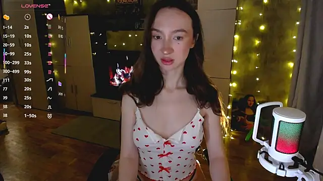 Maryana Ro online show from November 12, 4:51 pm