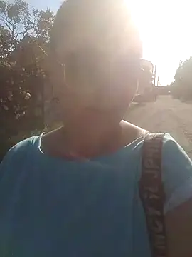 Snapshot of PolarLights35 chatting on June 20, 4:48 am PolarLights35 online show from June 20, 4:48 am