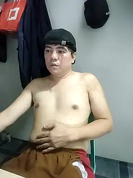 Snapshot of hotboyrider chatting on July 23, 5:38 am hotboyrider online show from July 23, 5:38 am