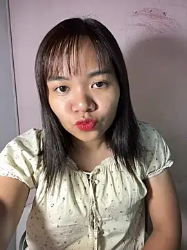 Snapshot of Ari_baby9 chatting on June 17, 8:32 pm Ari baby9 online show from June 17, 8:32 pm