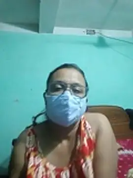 Snapshot of MoonLusty chatting on July 1, 12:18 pm MoonLusty online show from July 1, 12:18 pm
