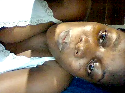 Snapshot of zainaxxxxx chatting on June 29, 10:32 pm zainaxxxxx online show from June 29, 10:32 pm