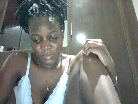 Snapshot of zainaxxxxx chatting on June 30, 6:42 pm zainaxxxxx online show from June 30, 6:42 pm