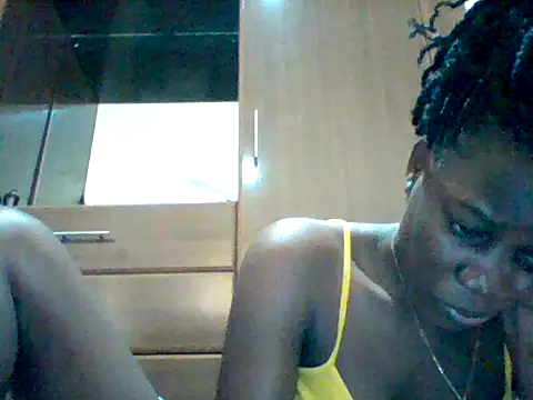 Snapshot of zainaxxxxx chatting on July 9, 11:25 am zainaxxxxx online show from July 9, 11:25 am