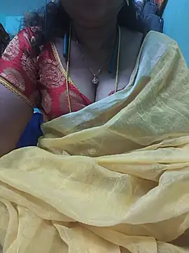 Snapshot of Tamil-kaviya98 chatting on June 20, 5:27 pm Tamil-kaviya98 online show from June 20, 5:27 pm