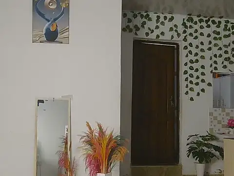 Snapshot of Skyy_Brown chatting on July 17, 7:26 am Skyy Brown online show from July 17, 7:26 am