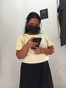 Snapshot of Riya_hot8 chatting on June 29, 9:15 am Riya hot8 online show from June 29, 9:15 am
