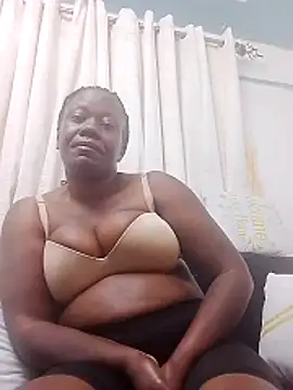 Snapshot of SexyHaven5 chatting on June 5, 6:52 am SexyHaven5 online show from June 5, 6:52 am