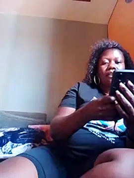 Snapshot of SexyHaven5 chatting on June 26, 9:57 am SexyHaven5 online show from June 26, 9:57 am