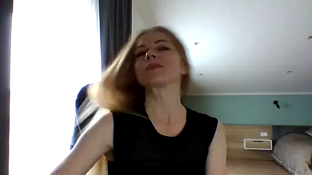 Snapshot of Tina5394 chatting on July 20, 7:11 am Tina5394 online show from July 20, 7:11 am