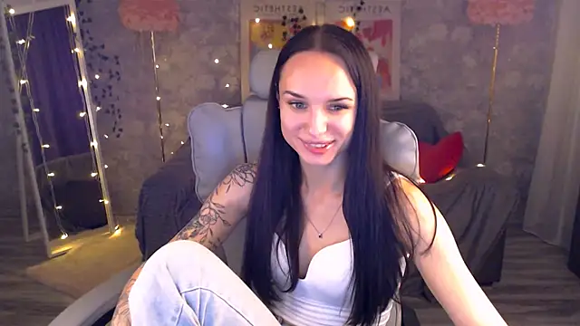 Snapshot of NicoleMerz chatting on July 2, 4:13 pm NicoleMerz online show from July 2, 4:13 pm