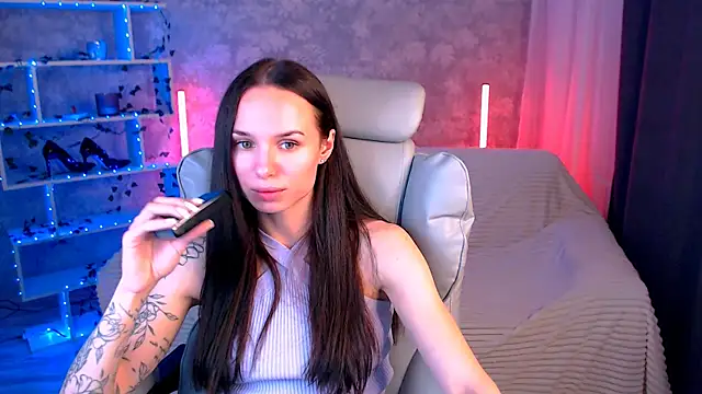 Snapshot of NicoleMerz chatting on July 10, 5:37 pm NicoleMerz online show from July 10, 5:37 pm