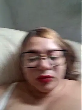 leonorq online show from June 8, 2:06 pm