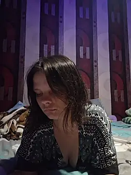 Snapshot of sweet_angely0 chatting on June 12, 6:18 pm sweet angely0 online show from June 12, 6:18 pm