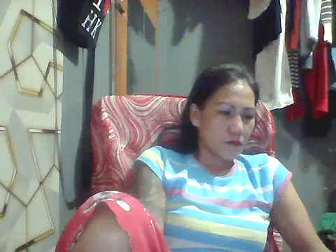 Snapshot of pinayheartaker chatting on June 10, 1:10 pm pinayheartaker online show from June 10, 1:10 pm