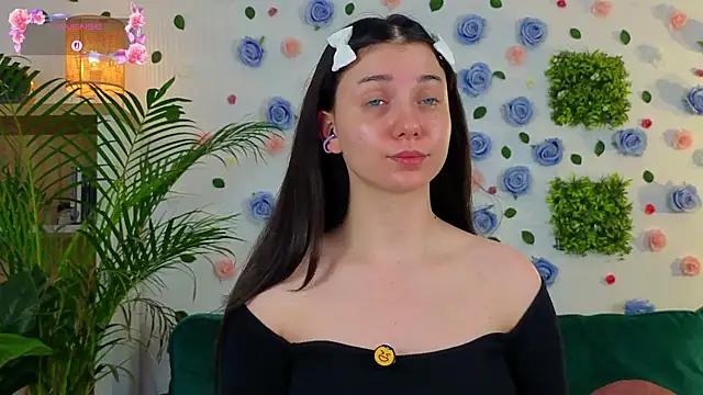 justmeavery online show from June 15, 1:08 am
