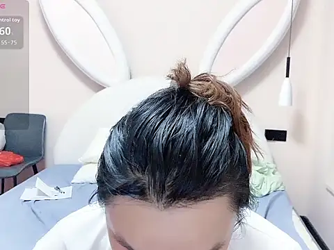 Snapshot of J-BB520 chatting on May 27, 4:48 pm J-BB520 online show from May 27, 4:48 pm