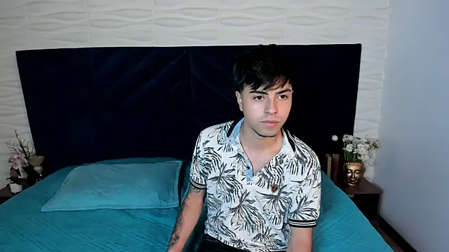 FedeViale online show from July 11, 4:04 am