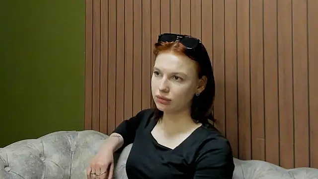 Snapshot of Nora_Finch chatting on May 28, 12:02 pm Nora Finch online show from May 28, 12:02 pm
