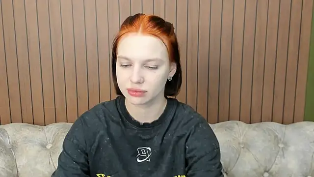 Snapshot of Nora_Finch chatting on June 16, 10:18 am Nora Finch online show from June 16, 10:18 am