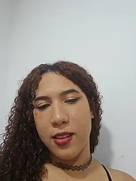 Snapshot of lilith_isabella25 chatting on June 8, 9:59 pm lilith isabella25 online show from June 8, 9:59 pm