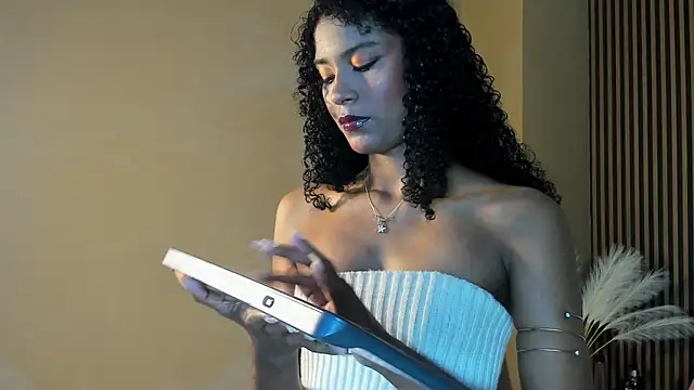 Snapshot of Lissa_Blaze chatting on July 8, 11:04 am Lissa Blaze online show from July 8, 11:04 am