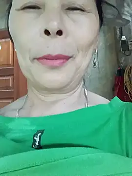 Snapshot of Kiki_sexyy chatting on May 29, 8:01 am Kiki sexyy online show from May 29, 8:01 am