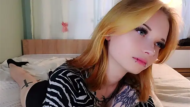 TwilaDipaola online show from June 7, 1:15 pm