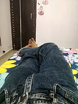 Dakuu A online show from July 30, 10:58 am