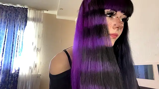 HolyCute online show from June 21, 2:19 pm