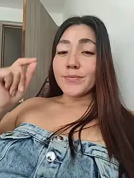 alma rouge online show from May 28, 4:26 pm