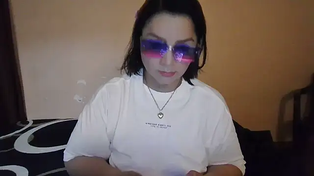 Snapshot of Madelyn_sonora1992 chatting on July 2, 3:23 am Madelyn sonora1992 online show from July 2, 3:23 am
