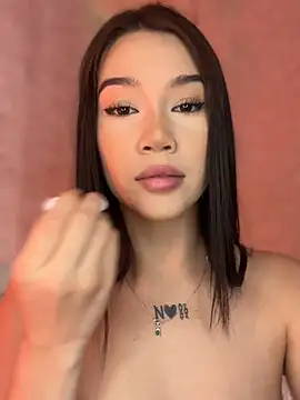 Snapshot of ambar_midnigth chatting on July 19, 2:37 am ambar midnigth online show from July 19, 2:37 am