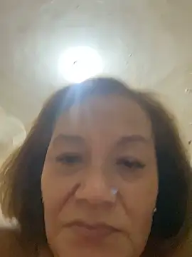 Snapshot of rosanna78322 chatting on June 2, 8:00 pm rosanna78322 online show from June 2, 8:00 pm