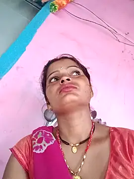 Snapshot of Divya_hot88 chatting on June 19, 1:21 am Divya hot88 online show from June 19, 1:21 am