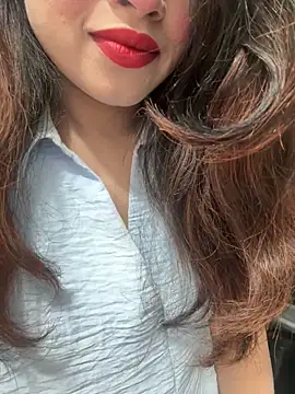 Snapshot of Yours_riya11 chatting on June 22, 7:22 pm Yours riya11 online show from June 22, 7:22 pm