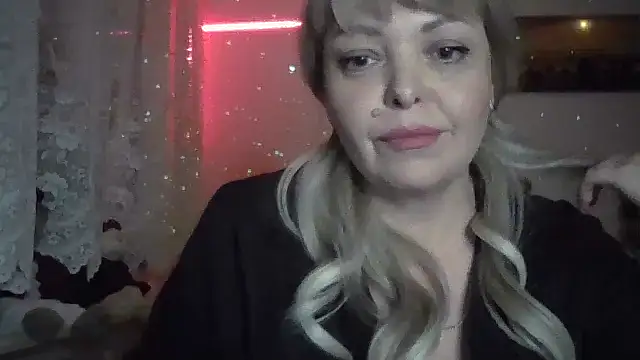 BellaaKiss online show from June 4, 10:05 pm